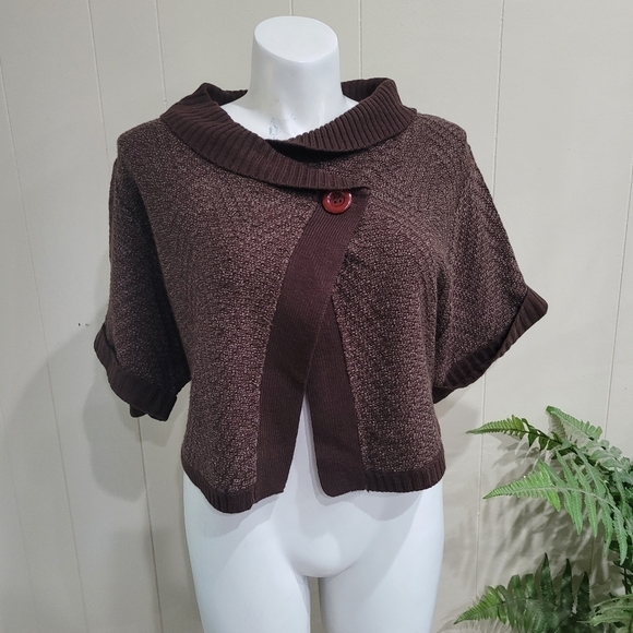 carducci Sweaters - Carducci Knit Poncho Collar Button sweater Brown Shrug Women’s Sz L